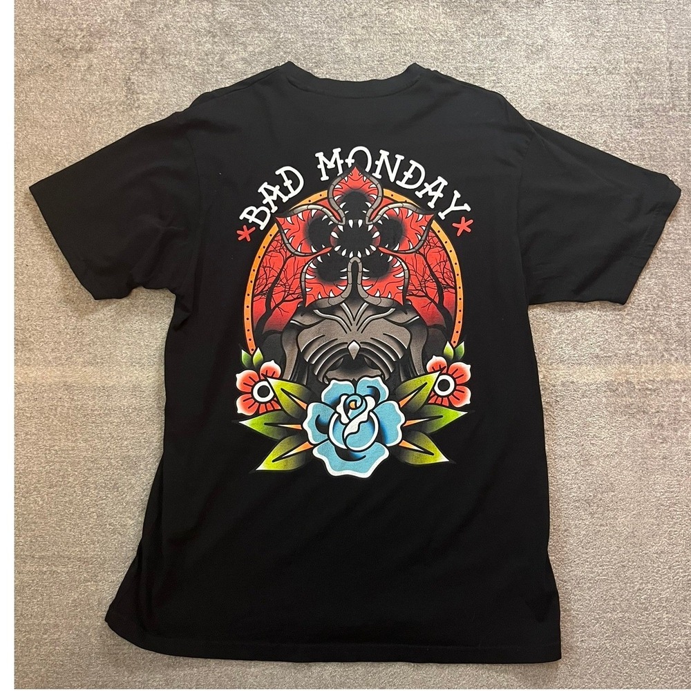Bad Monday Stay Strange Demogorgon Black Graphic T-Shirt Mens Large Tattoo Style